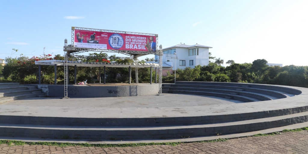 Palco Iriry - Rio das Ostras