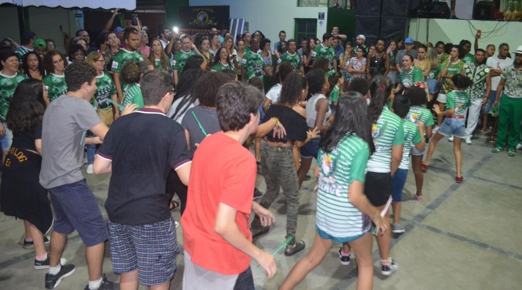 Vilage no Samba quer o apoio da comunidade para ensaios até o dia do carnaval