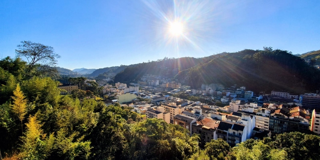 Friburgo estreia nos roteiros da CVC e firma parceria com a Decolar para impulsionar turismo na Serra