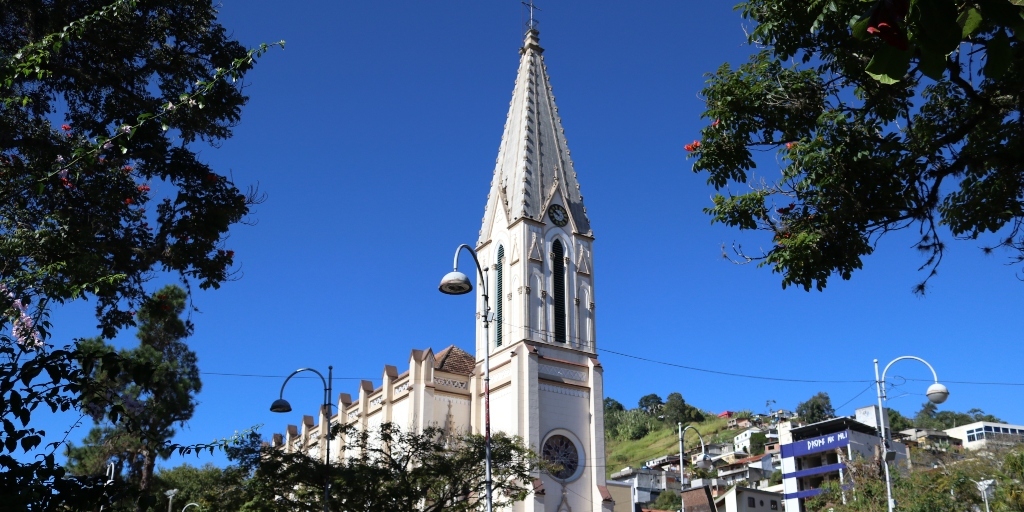 Teresópolis comemora Dia de Santa Teresa, padroeira da cidade