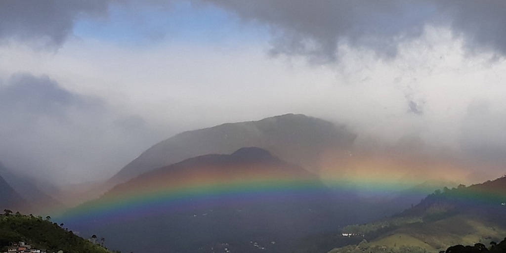 Resultado de imagem para lindo temporal arcoiris