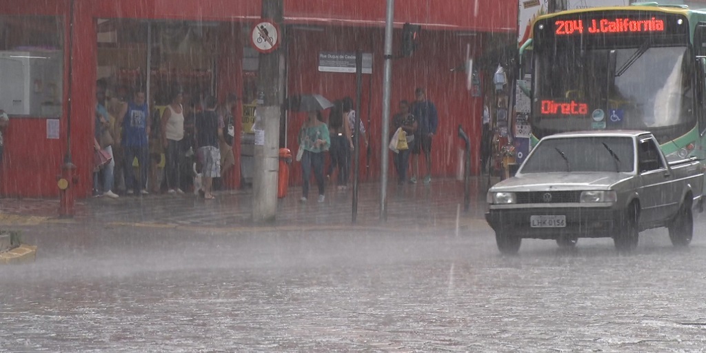 Tempo vira nesta sexta e as temperaturas despencam no fim de semana na Região Serrana