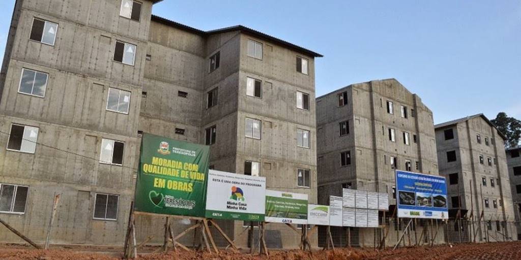 Empreendimento Parque Ermitage foi construído para atender 1.600 famílias de Teresópolis que foram atingidas pelas chuvas de 2011