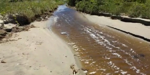 Prolagos e Inea são notificados pelo MPF por indícios de poluição no Rio Una, que deságua em Búzios