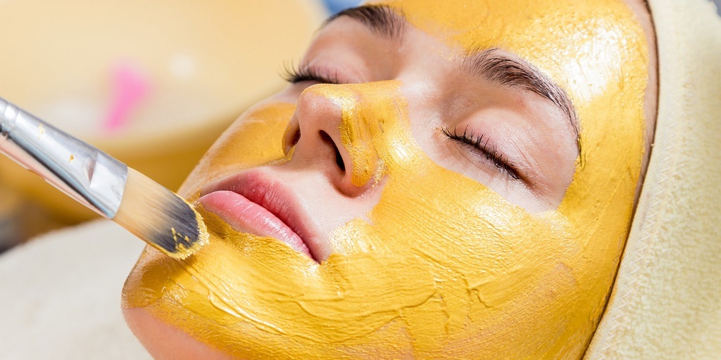 Ano Novo? Pele cansada? Descubra a máscara facial ideal para o seu tipo de pele