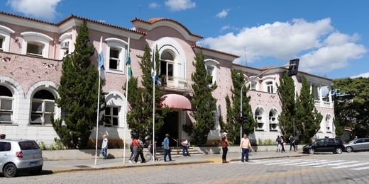 Contribuintes de Nova Friburgo terão desconto nos pagamentos em cota única do IPTU; veja calendário fiscal