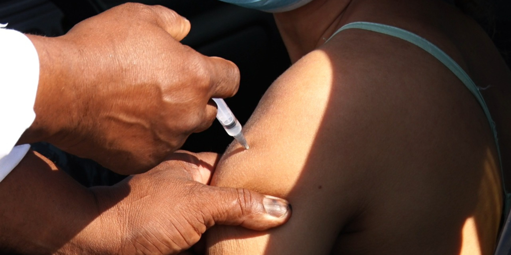 Cabo Frio inicia vacinação de dose de reforço contra a Covid-19 nesta sexta-feira