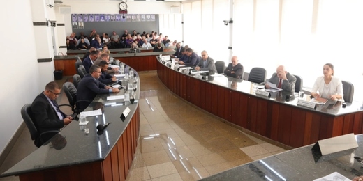 Câmara de Teresópolis revoga lei complementar que autorizava construções de até 20 andares em área da cidade