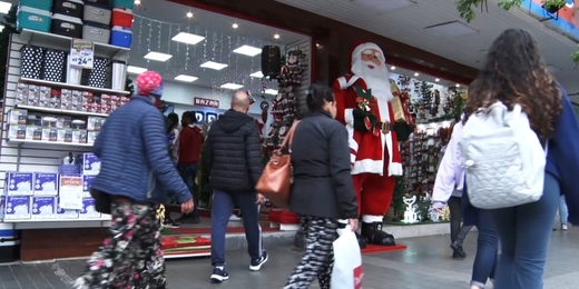 Lojas de Nova Friburgo e Teresópolis ampliam horários de funcionamento para o Natal