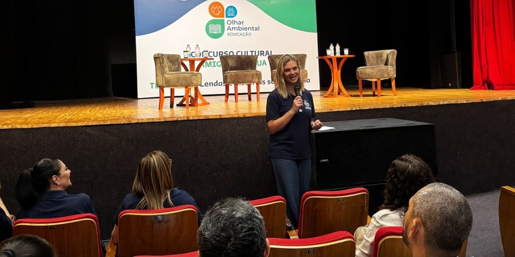 Secretária municipal de Educação, Caroline Klein, participou do evento 