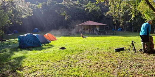 Após 3 anos fechado, Parque dos Três Picos, em Friburgo, reabre camping do Vale dos Deuses 