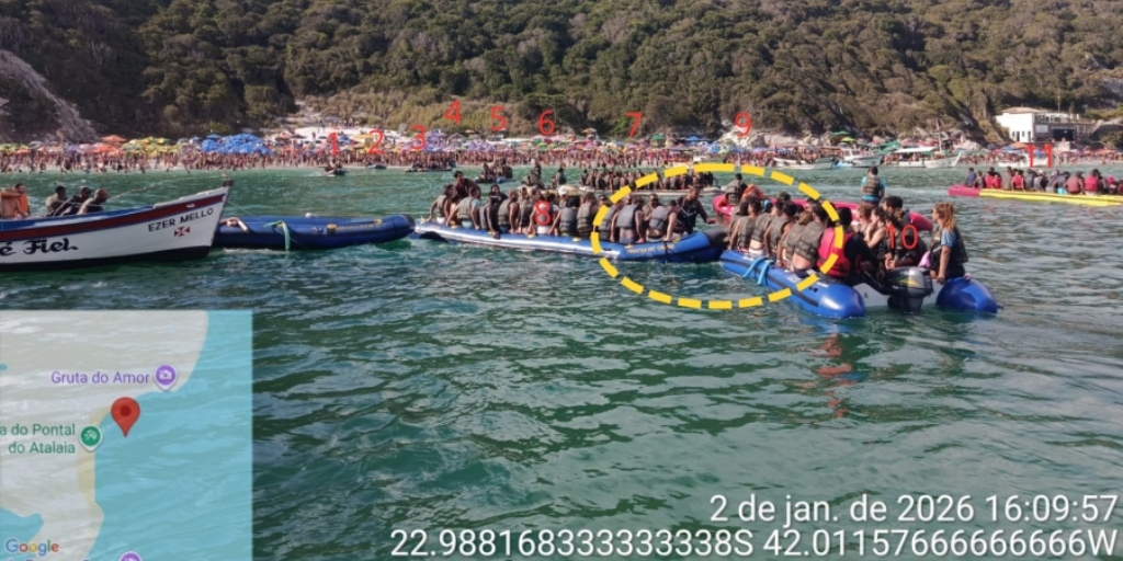 ICMBio suspende temporariamente desembarque de passageiros nas Prainhas do Pontal do Atalaia, em Arraial do Cabo