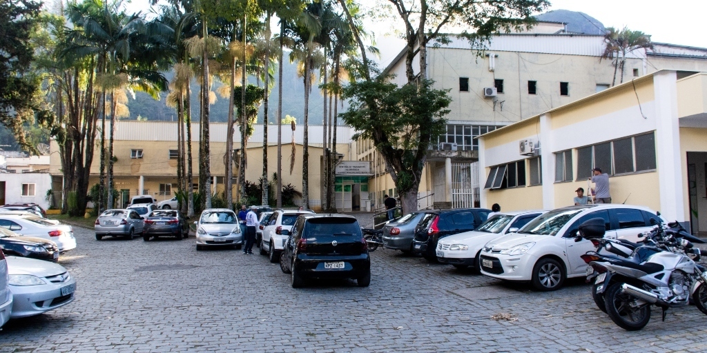 Alta nos casos de Covid-19 começa a refletir na ocupação dos leitos da rede hospitalar