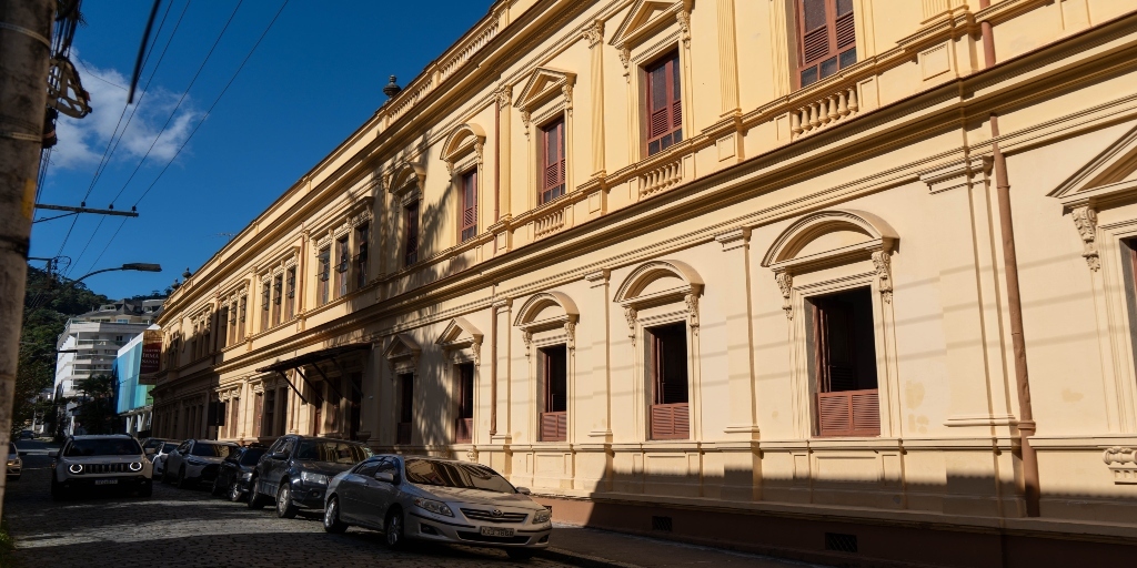Fundação Dom João VI realiza seminário "Brasil - África: História Memória e Legado" nesta quarta