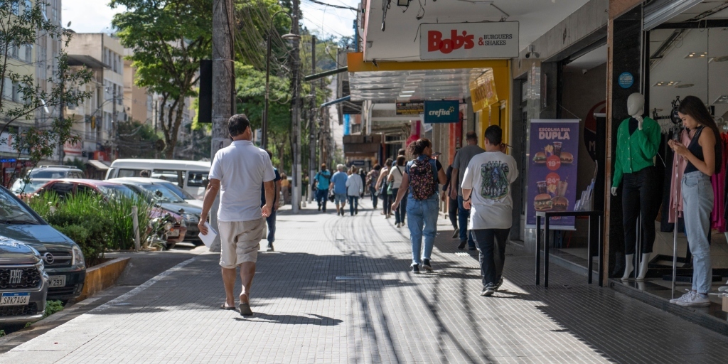 Comércio de Nova Friburgo está autorizado a funcionar durante o feriado