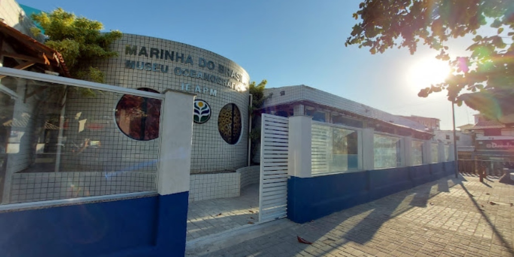 Local simula até um mergulho pelas profundezas do oceano