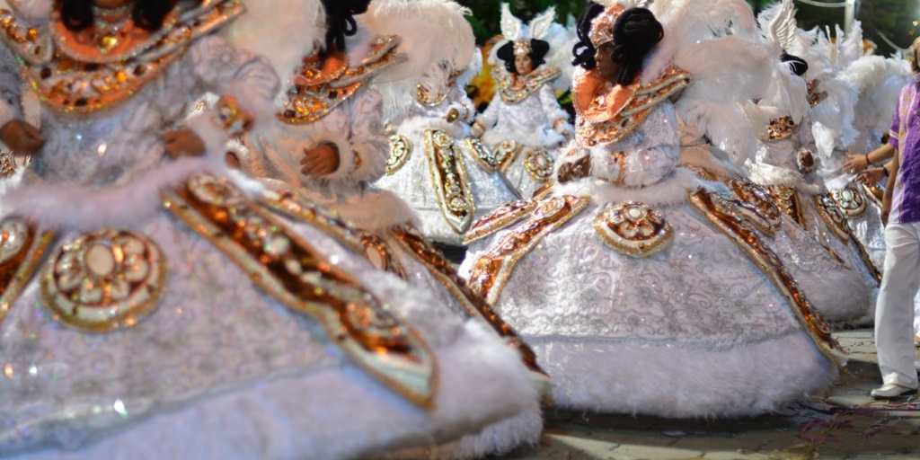 Qual é a ligação entre o Carnaval e as religiões de matriz africana?