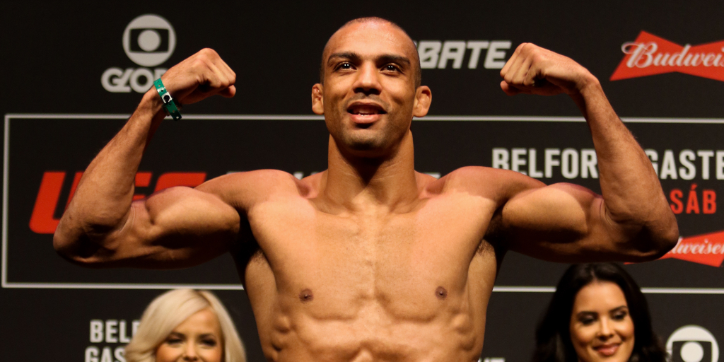Friburguense Edson Barboza deve enfrentar Shane Burgos no UFC 262