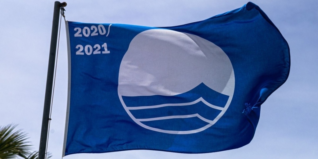 Bandeira Azul será hasteada pela 4ª vez na Praia do Peró, em Cabo Frio