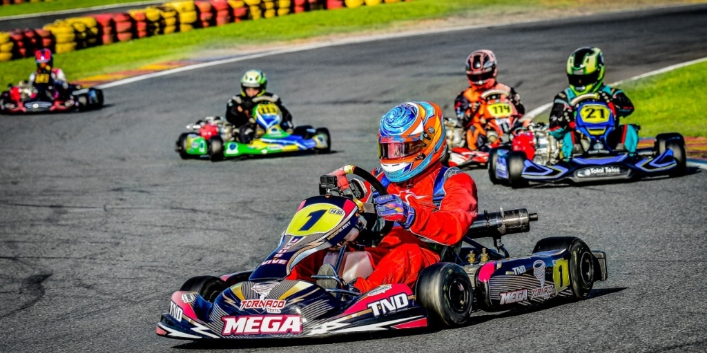 Friburguense Marcos Adriano é campeão brasileiro de kart