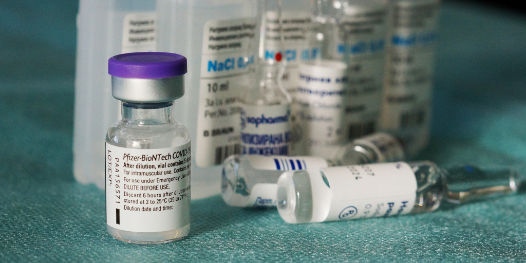 Pfizer vai entregar 14 milhões de doses de vacina até junho, segundo o Governo Federal 