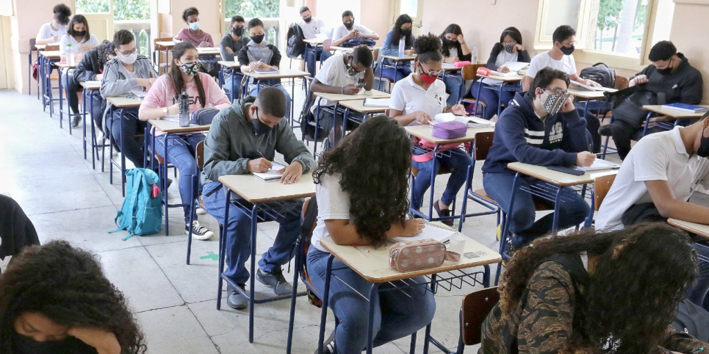 Rede estadual de ensino abre renovação de matrícula para 2022