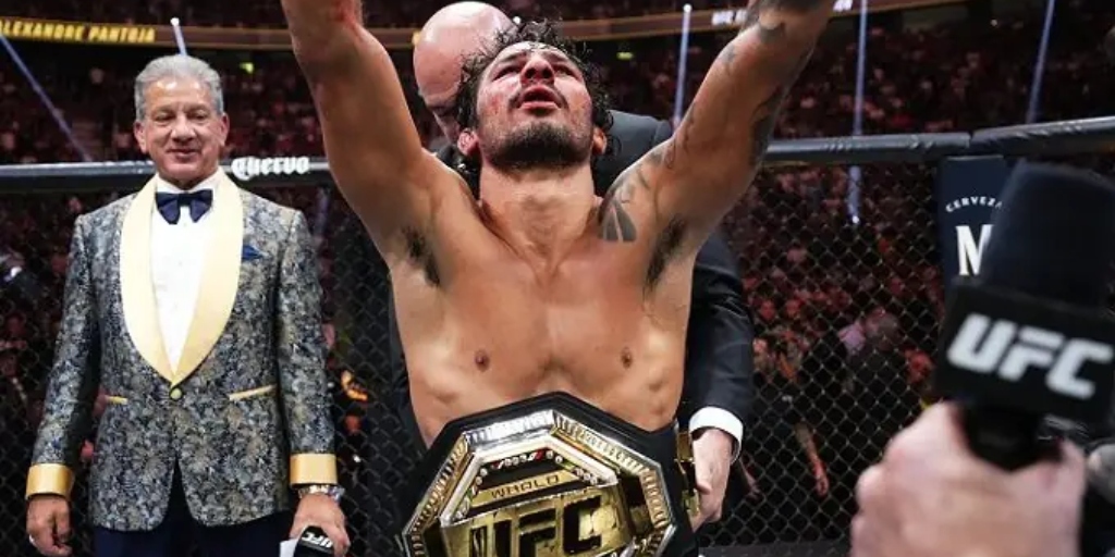 É de Arraial do Cabo! Alexandre Pantoja vence no UFC e conquista cinturão para o Brasil