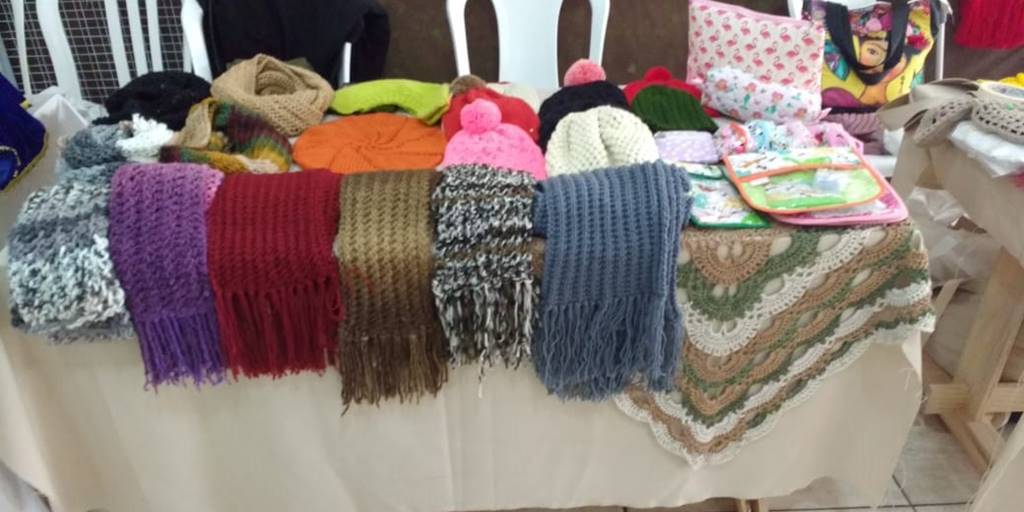 As peças da artesã Angélica Caldas são todas feitas à mão