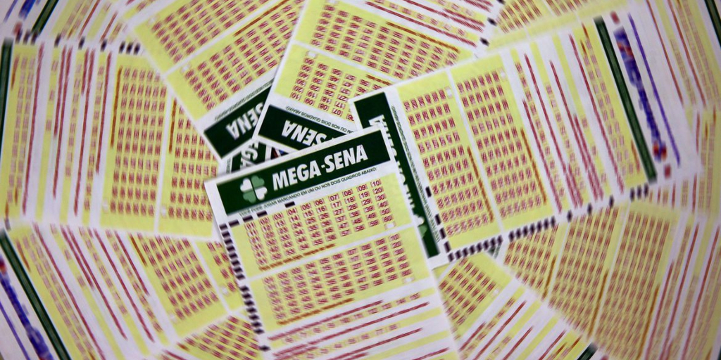 Gerente de lotérica de Araruama celebra sorteio de prêmio de R$ 46,3 milhões da Mega-Sena