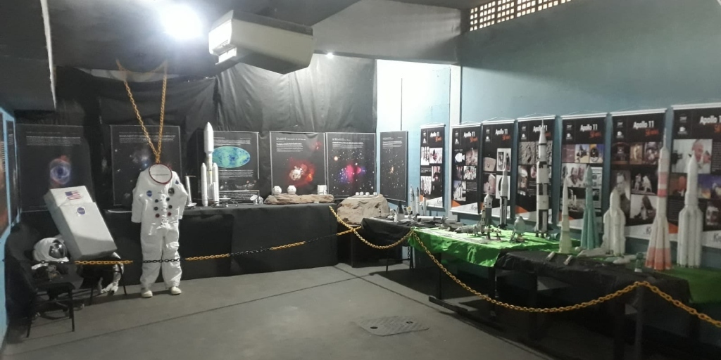 Sala de exposições tem diversas réplicas