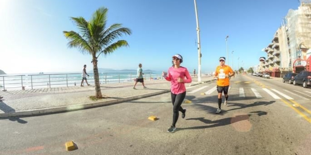 A bela orla da Praia do Forte faz parte do trajeto da Meia Maratona