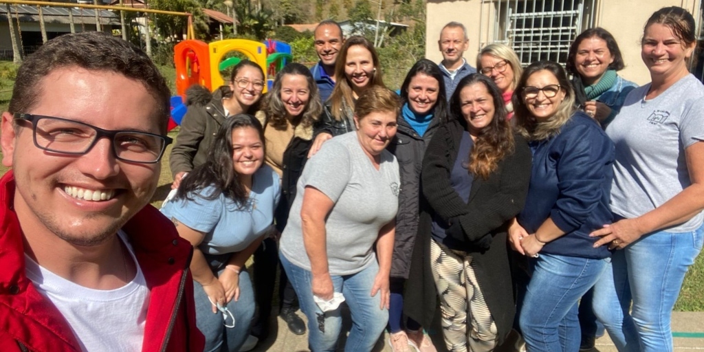 Professores da escola municipal em Janelas das Andorinhas foram os primeiros a receber o projeto