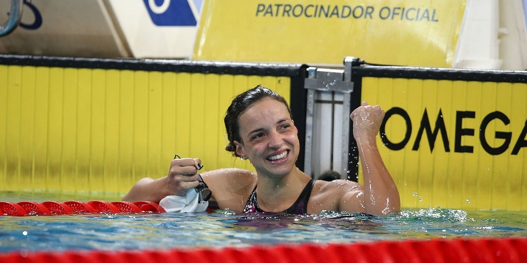 Nadadora Jhennifer Alves é ouro em competição nos Estados Unidos