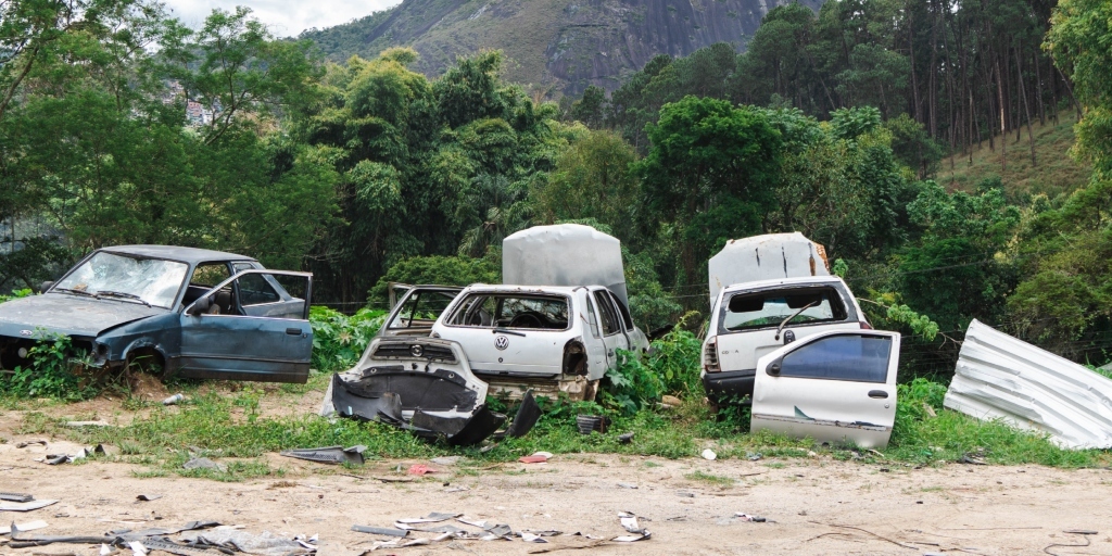 Leilão de veículos e sucatas apreendidos pela Prefeitura de Nova Friburgo já está aberto para lances