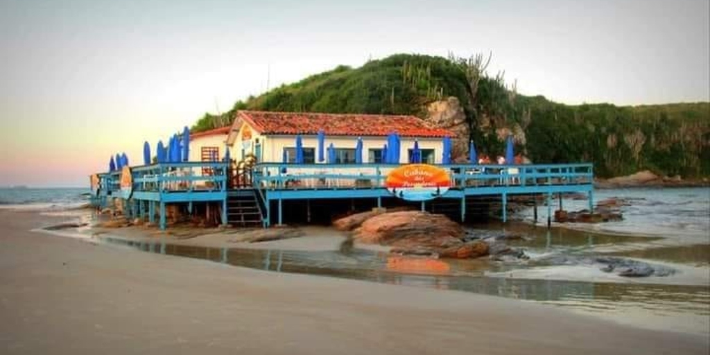 Alerj aprova projeto de lei para tombar a Cabana do Pescador, em Cabo Frio