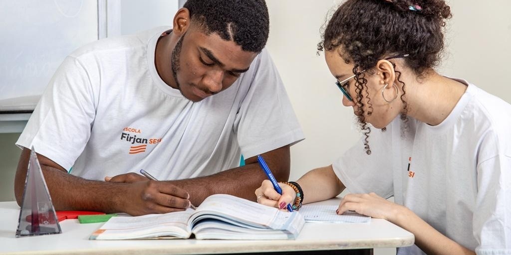 Escola de Nova Friburgo oferece 50 vagas gratuitas em curso pré-Enem