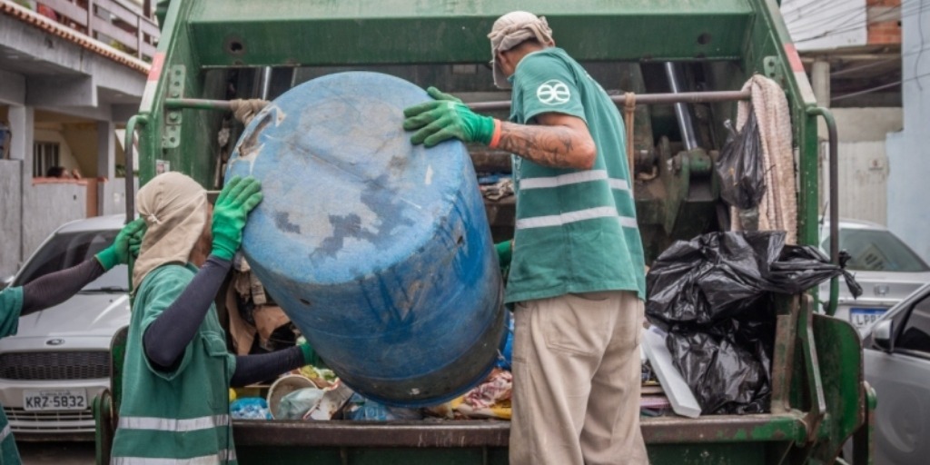Mais de 177 toneladas de lixo foram recolhidas em três dias 