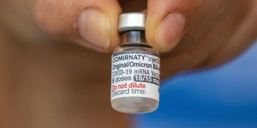 Vacina Bivalente contra a Covid-19 tem aplicação suspensa em Friburgo 