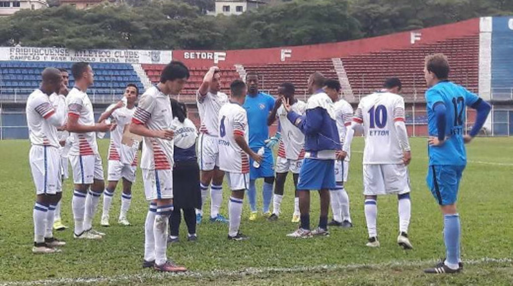 Friburguense vence o Itaboraí de virada no Eduardo Guinle