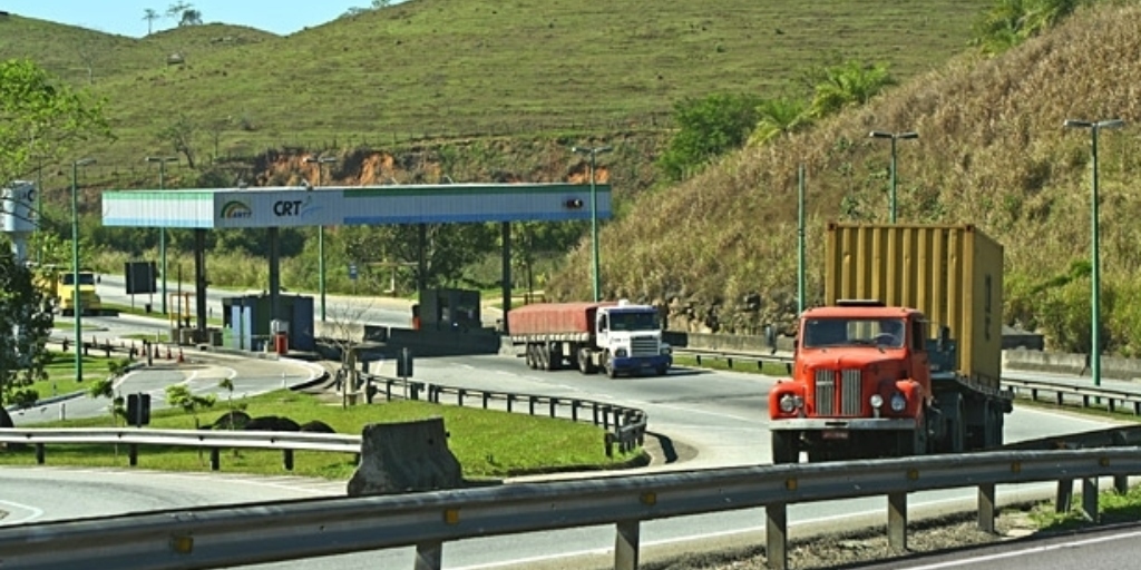 Rodovias da Serra fluminense têm esquema especial de Carnaval