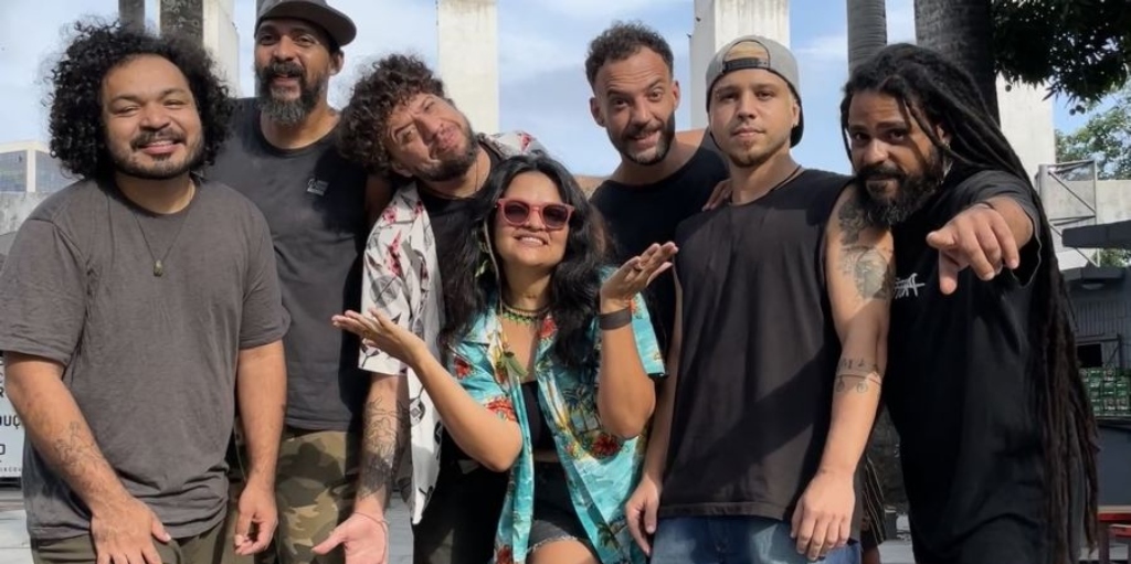 Grupo apresenta ao público os ritmos nortistas com letras políticas e cômicas