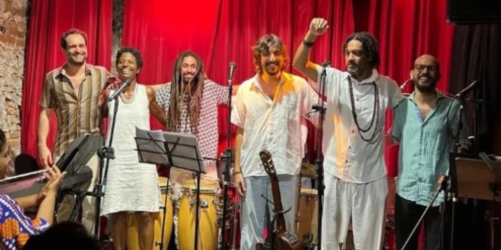 Fanfarrada leva uma mistura contagiante de ritmos brasileiros e música instrumental em Teresópolis