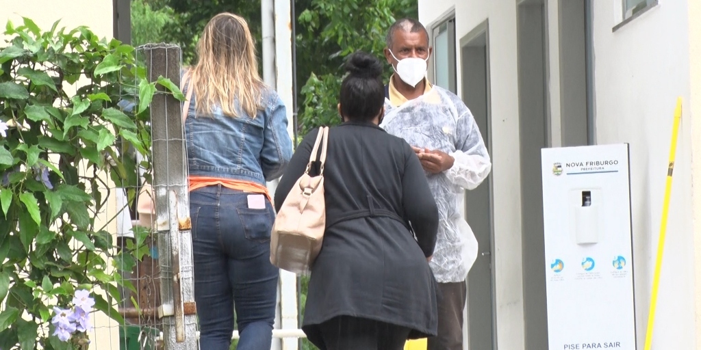 Movimento é intenso no Centro de Triagem na Via Expressa nesta quinta-feira, 6