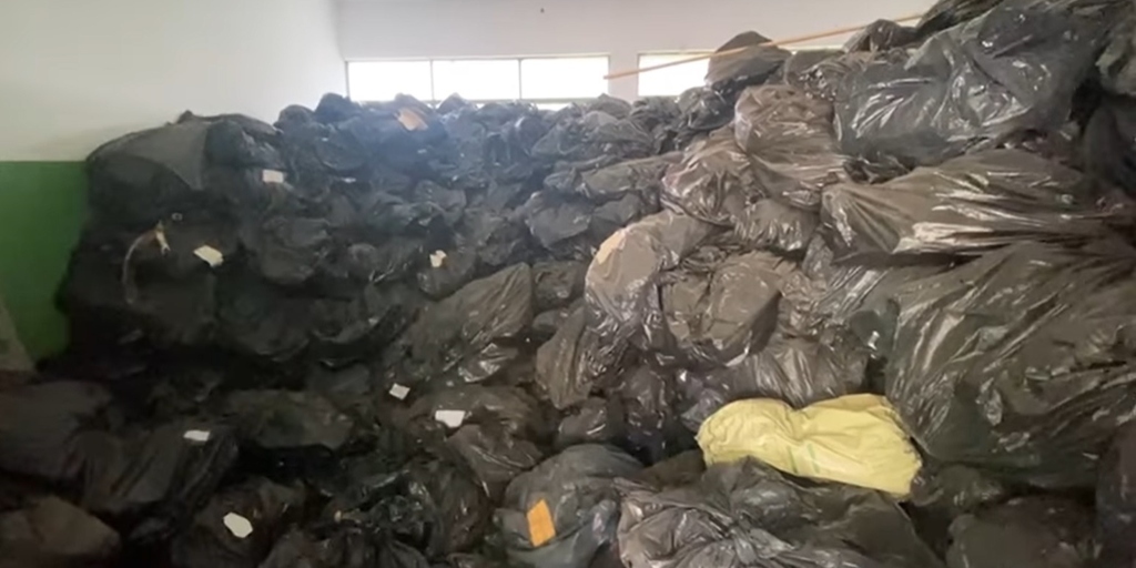 Ossadas estavam armazenadas em situação irregular em uma sala