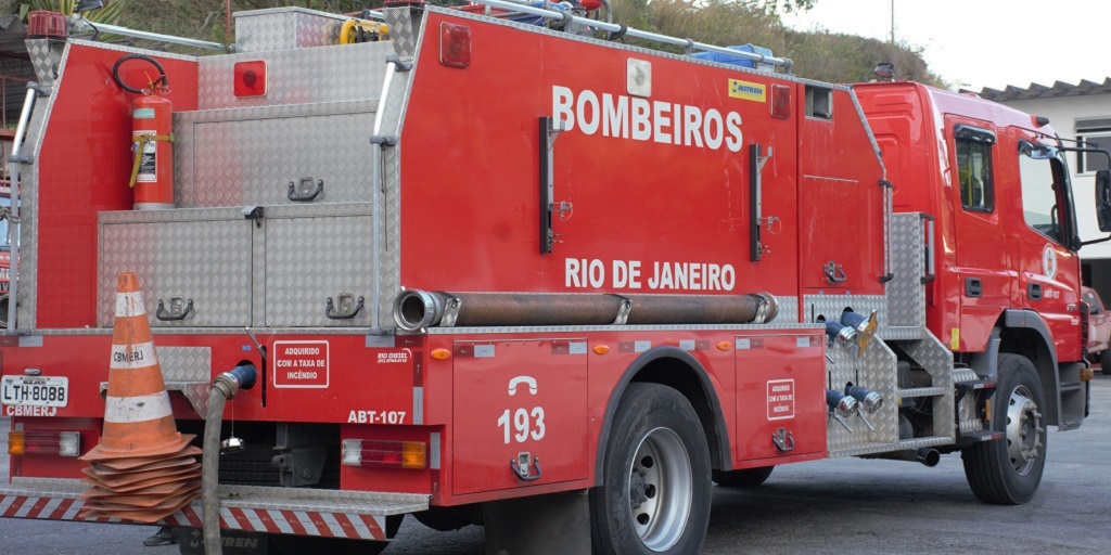 Vítimas de explosão, em Teresópolis, são transferidas para hospital de Nilópolis