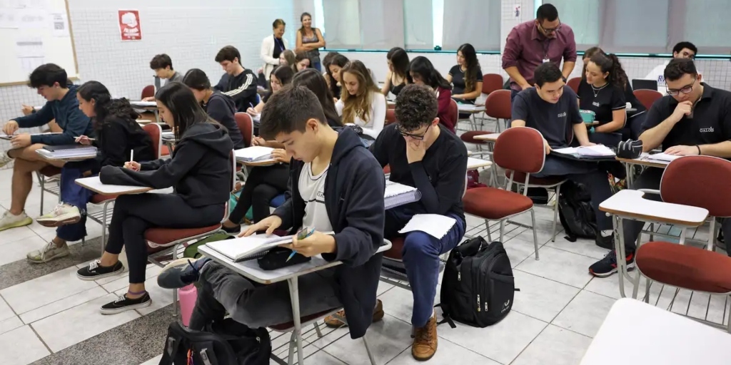 Mais de 58 mil vagas remanescentes do Fies 2025 estão com inscrições abertas