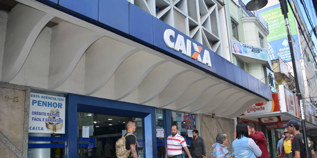 Correntistas da Caixa tem até domingo para autorizar crédito do FGTS direto na conta