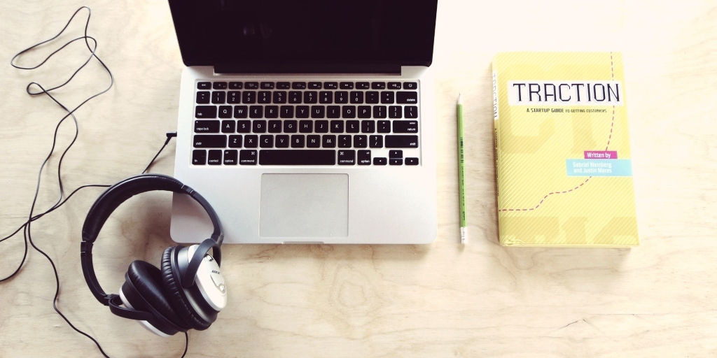 Final de folia em casa: cinco audiolivros para conhecer e ouvir