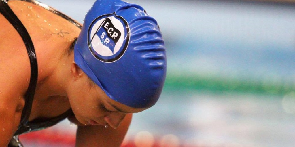 Nadadora friburguense alcança mais um recorde sul-americano