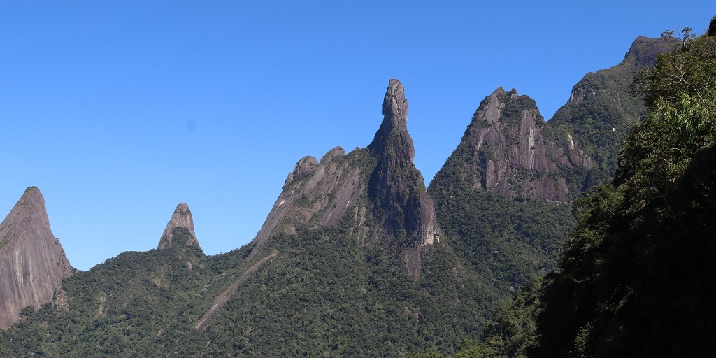 Confira o passo a passo para solicitar a entrada de veículos de turismo em Teresópolis